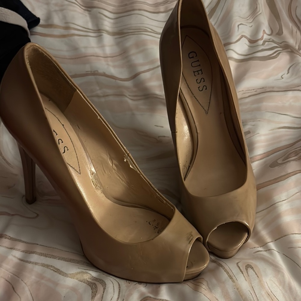 Guess Tan Stiletto Heels Classic Pumps